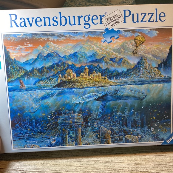 Ravensburger 2000 piece puzzle Wisdom Whale - Picture 2 of 5